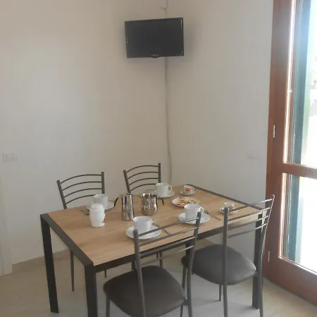 Holiday home Jolanda Strandvilla