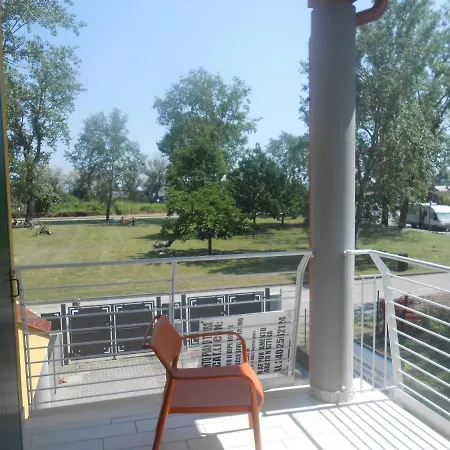 Jolanda Strandvilla * Lido di Volano