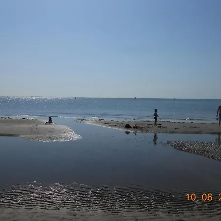Jolanda Strandvilla 度假居 *
